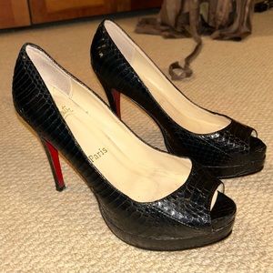 Christian Louboutin Black Python Altadama Pumps Size 39